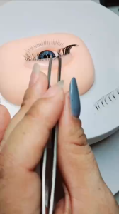 Con Mắt Có Mi Trên Vào Mi Dưới_Mắt tập nối siêu thựcMi mắt tập nối đa tầngMắt giả tập nối mi - Mi Siêu thực học nối