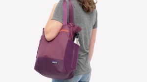 Patagonia เก็บเล็กน้ำหนัก ใส่ MacBook พร้อมส่งจากไทย - Travel Lightweight Bag for MacBook
