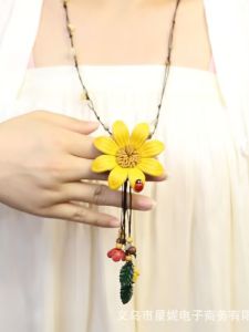 Retro Chinese Style Long Handmade Sweater Chain Necklace New Design Leather Shoe Weaving Womens Fashion Jewelry Accessory