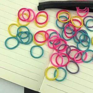 SM B-02 FREE POUCH-100PCS IKATAN RAMBUT ANAK/IKAT RAMBUT KARET