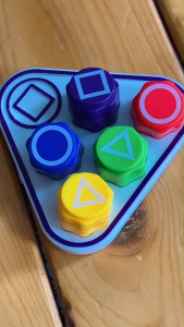 ของเล่น หมากเก็บเกาหลี Squid Game 2 Gonggi เกมโยนหิน เสริมทักษะ ฝึกสมาธิ (พลาสติกแข็ง ตัวใหญ่) TY31