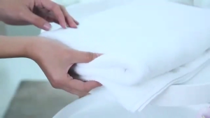100% Cotton White Bath Towel Super High Quality Super Absorbent 70 x 140cm HOTEL QUALITY 400g For SPA Massage Hotel Tran