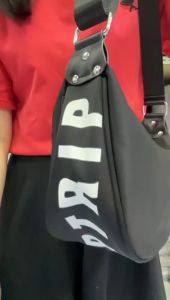 Tas Slempang dan Bahu Wanita Bahan Parasut Tebal Premium