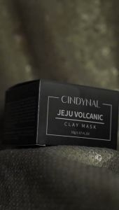 Jeju Volcanic Clay Mask 50gr / Masker Pori- Pori dan Komedo Pore Refining Clay Mask Deep Pores Cleansing