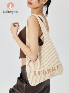 กระเป๋าสะพายข้างผ้าถัก Leorrey กระเป๋าสะพายข้างแบบสะพายไหล่เดียวแบบอเนกประสงค์ สไตล์ลำลอง ปิดด้วยซิป สำหรับทุกเพศ ทุกวัย