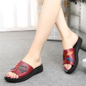 SHIPAILUO | Moms Summer Slip-On Shoes Womens Anti-Slip Wear-Resistant Soft Bottom Flat Heel Leather Slippers For Middle-Aged And Elderly