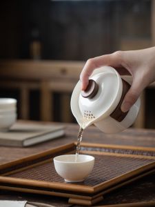 High-End Ceramic Tea Set Yulan Jade Handheld Teapot with White Porcelain Lid Tea Cup for Home Use Gongfu Tea Brewing Tools