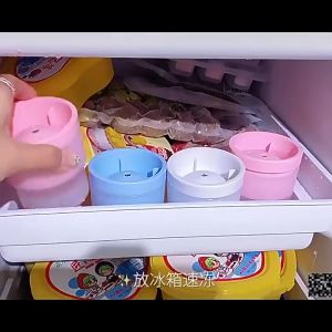 แม่พิมพ์ น้ำแข็งก้อนกลม แก้วทำน้ำแข็ง สำหรับการทำน้ำแข็งก้อนกลม แม่พิมพ์ซิลิโคน/พลาสติก ชุดของการผลิต ในสินค้าไทย จัดส่งทันที