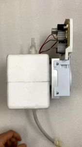 CHÍNH HÃNG - Bộ bình làm lạnh bàng chíp gồm chíp lạnh Quạt mạch và bình chứa