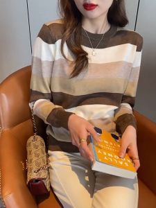 New Long Sleeved Striped Top Womens Round Neck Casual Loose Knitted Top
