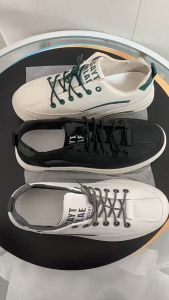 Sepatu Pria Sneakers Casual: Pilihan Terbaik untuk Kerja, Sekolah & Travelling