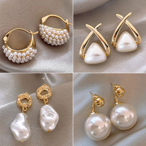 ต่างหูไข่มุกปลอมสไตล์บาโรกย้อนยุคสำหรับผู้หญิง ดีไซน์หรูหรา หลากหลายโอกาส ต่างหูแบบห่วงเล็ก ดีไซน์หรูหรา ดีไซน์เล็ก