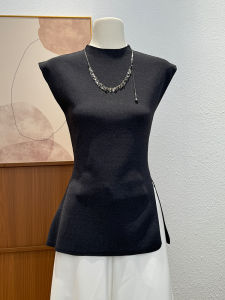 Slim Fit Knitted Short Sleeve T-Shirt Womens Summer New Style Fashion Unique Beautiful Top Asymmetrical Slit Korean Version