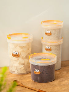 Kitchen Storage Sealable Container with Silicone Lid Sugar Holder Creative Cylinder Shape Food Grade PP for Spices And Sugars