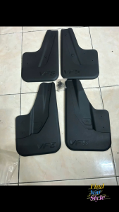 Chắn bùn ô tô Vinfast VF5 mẫu 5D cao cấp + tặng kèm ốc vít để gắn hàng có sẵn giá 1 bộ.