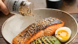 Everything Bagel Seasoning Duo Set (Original & Spicy) - Topping Sprinkler for Eggs Rice Noodles Salad [SEASONING WORKS]