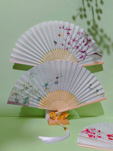 Quạt Gấp Phong Cách Cổ Điển Cho Phụ Nữ Quạt Nhỏ Bằng Tre Quạt Khiêu Vũ Quạt Trang Phục Hanfu Quạt Hoa Mận Đỏ Quạt Cầm Tay