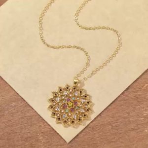 Dây Chuyền Mặt Dây Chuyền Phong Cách Bohemian Nữ Tính Nhiều Màu Sắc Đính Đá Thiết Kế Hoa Mandala Rỗng Thích Hợp Cho Tiệc Tùng Và Du Lịch