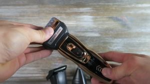 Ori GEEMY 6005 GEEMY 6008 GEEMY 2600 Professional Electric Hair Trimmer Clipper Cutting Machine Home Haircut for Men/Women