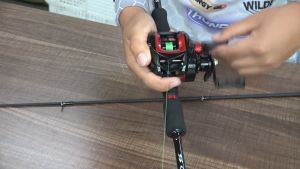 Sougayilang Set Tongkat Dan Gulungan Pancing 1.8 Meter 2 Bagian Casting Fishing Rod Dan 18 + 1 BB 7.2:1 Rasio Gear Rem Magnetik Baitcasting Reel Memancing Baris Lure Combo Set