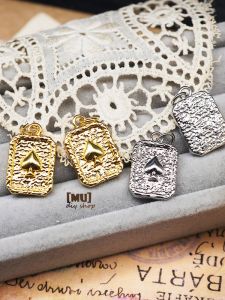 สร้อยคอรูปผลไม้ทองคำ DIY สำหรับงานฝีมือ ชุบทอง ทองแดง ชุบทองplatnium หนา ลายกลวง หัวเข็มขัดสี่เหลี่ยมทองคำ