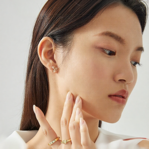 DODO.GOGO | Hoa Tai Bạc Nguyên Chất DODOGOGO Dành Cho Nữ 2024 Hoa Tai Trang Trí Thanh Lịch Nhẹ Nhàng Sang Trọng Kiểu Dáng Hoa Hợp Kim Mắt Mèo