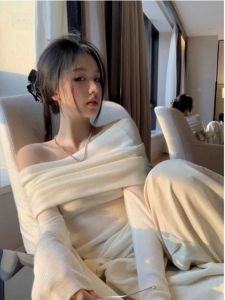 White One-Shoulder Bridesmaid Long Sleeve Knitted Sweater Womens Slim Fit Base Shirt Spring Autumn Winter Inner Wear Top