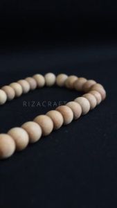 Kalung Kayu Cendana ASLI Wangi Unik Etnik untuk Pria Wanita Cowok Cewek