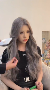 🌸สีเทาอ่อน🌸 สีย้อมผม สูตรพืช สีติดรวดเร็ว ไม่ต้องฟอกให้ผมขาว (ยาย้อมผม น้ํายาย้อมผม ย้อมสีผม สีน้ำตาลเทา ยายอมสีผมสีป้องกันสีย้อมผมปราศจากแอมโมเนียผลิตภัณฑ์ทำผมปกผมขาวเฮเซลนัทสีเทาสีน้ำตาลครีมย้อมผมยอดนิยม ยาย้อมผม ครีมเปลี่ยนสีผม น้ำยาย้อมผม