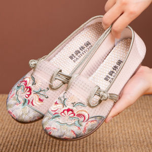 Fashionable Embroidered Flat Bottom Breathable Hollow out National Style Summer Shoes for Mothers Traditional Beijing Cloth Shoes Outdoor Sandals