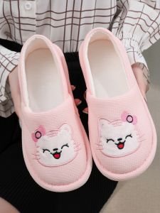 รองเท้าแตะสำหรับผู้หญิงตั้งครรภ์ในช่วงฤดูร้อน สวมใส่สบาย พื้นนุ่ม ระบายอากาศได้ดี ลายการ์ตูน รองเท้าแตะแบบสวมในบ้าน รองเท้าแตะแบบสวมในช่วงท้อง