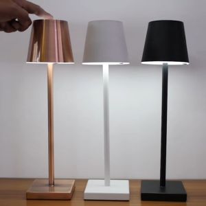 Retail and wholesale Retro Simple Luxury Bar Decorates  Bed Head Protection Eye Protection Led Charging Touch Table Lamp