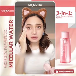 GLAD2GLOW CHERRY BLOSSOM MICELLAR WATER 300 ML MAKEUP REMOVER PEMBERSIH MAKE UP PENGHAPUS RIASAN WAJAH