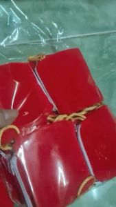 Túi vải đỏ có khoá kéo nhiều size 50 cái