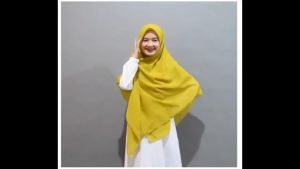 HIJAB SEGI EMPAT WOLFIS JUMBO RENDA 130 × 130 JUMBO JILBAB SEGIEMPAT WOLFIS RENDA Bahan Wolfis Grade A Jilbab Syar'I Warna Coklat Susu Hijab Square One Size Hijab Untuk Dewasa - Lazada