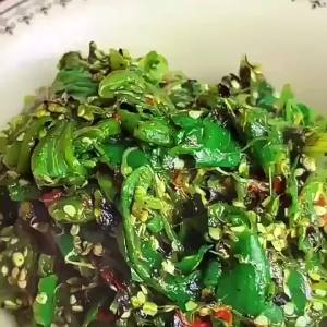 FANZUZHEN | Appetizing Sichuan-style Roasted Pepper Sauce Ready-to-eat