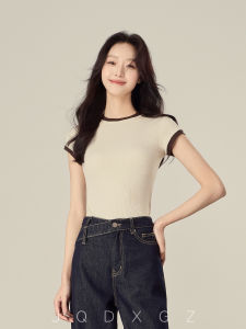 เสื้อยืดคอกลมสีบล็อกสไตล์อเมริกัน ทรงสลิมฟิต สำหรับผู้หญิง ฤดูร้อน 2025 เสื้อชั้นในแบบใหม่ ปกปิดเนื้อผ้า กระชับสัดส่วน