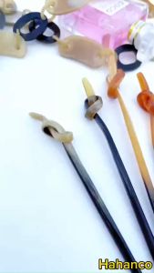 Trâm cài tóc bằng sừng đầu trâm thắt nút kiểu dáng lạ (HH601-37)