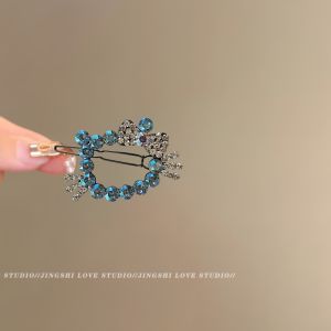 2025 Autumn New Water Diamond Cat Hair Clip Womens Elegant Short Permed Hair Card Side Forehead Bangs Clip Fashion Jewelry