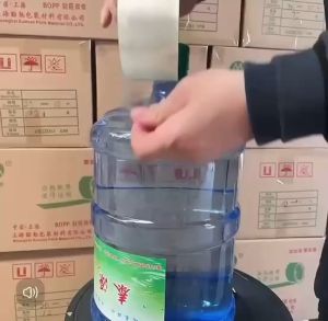 เทปกาว (ยกลัง) เทปใส 2 นิ้ว x 100 หลา 72 ม้วน เทปกาว OPP Tape เหนียวแน่น เทปกาวติดกล่อง สก๊อตเทป เทปปิดกล่อง เทปโอพีพี OPP Clear tape (45um*48mm*100m*72 เล่ม)