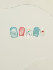 Handmade Short Nail Tips with Glass Beads White Ice Transparent New 2025 Summer Wearable Nail Art Patches High End Nail Tips