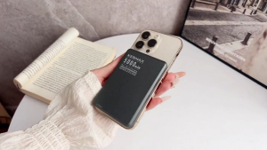 KERMAX Magnetic Wireless PowerBank