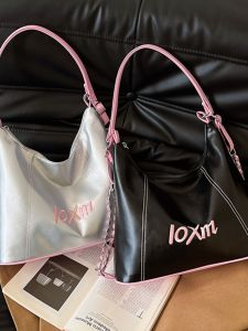 Large Capacity Backpack Bags Womens 2023 New Arrival Popular Special-Interest Design Fashion Color Contrast Work Clothing Tote Messenger Bag