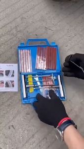 ยางสูญญากาศเครื่องมือฉุกเฉินรถยนต์ 58 ชิ้นชุดเครื่องมือยางรถยนต์