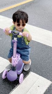 Yvolution - 2In1 Yglider สกู๊ตเตอร์เด็ก รถขาไถ ปรับรูปแบบได้ ล้อไฟ Led สำหรับ เด็ก 3-8 ปี (น้ำหนักไม่เกิน 50 กก.)