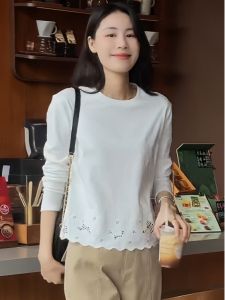 Ladies Pure Cotton Hooked Floral Hollow out T-Shirt Korean Style Loose Fit Long Sleeve round Neck Base Shirt Inner Wear Slimming Top