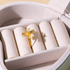 Chow Sang Sang 周生生 999.9 24K Pure Gold Chinese Wedding Collection Osmanthus Fragrans Adjustable Ring for Women 94447R Price-by-Weight 3.36g Gold