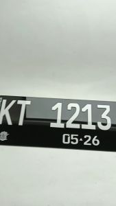 Plat Nomor Mobil Akrilik Huruf Timbul Total Tebal 5mm