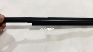 Pelipit Karet Kaca Luar Toyota Yaris 2006-2013 Belakang 68210-0D080