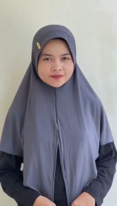 Jilbab Segitiga Haura Instan Jersey Lebel Besi Segitiga Instan Pet Jersey Premium / Kerudung Muslim Wanita
